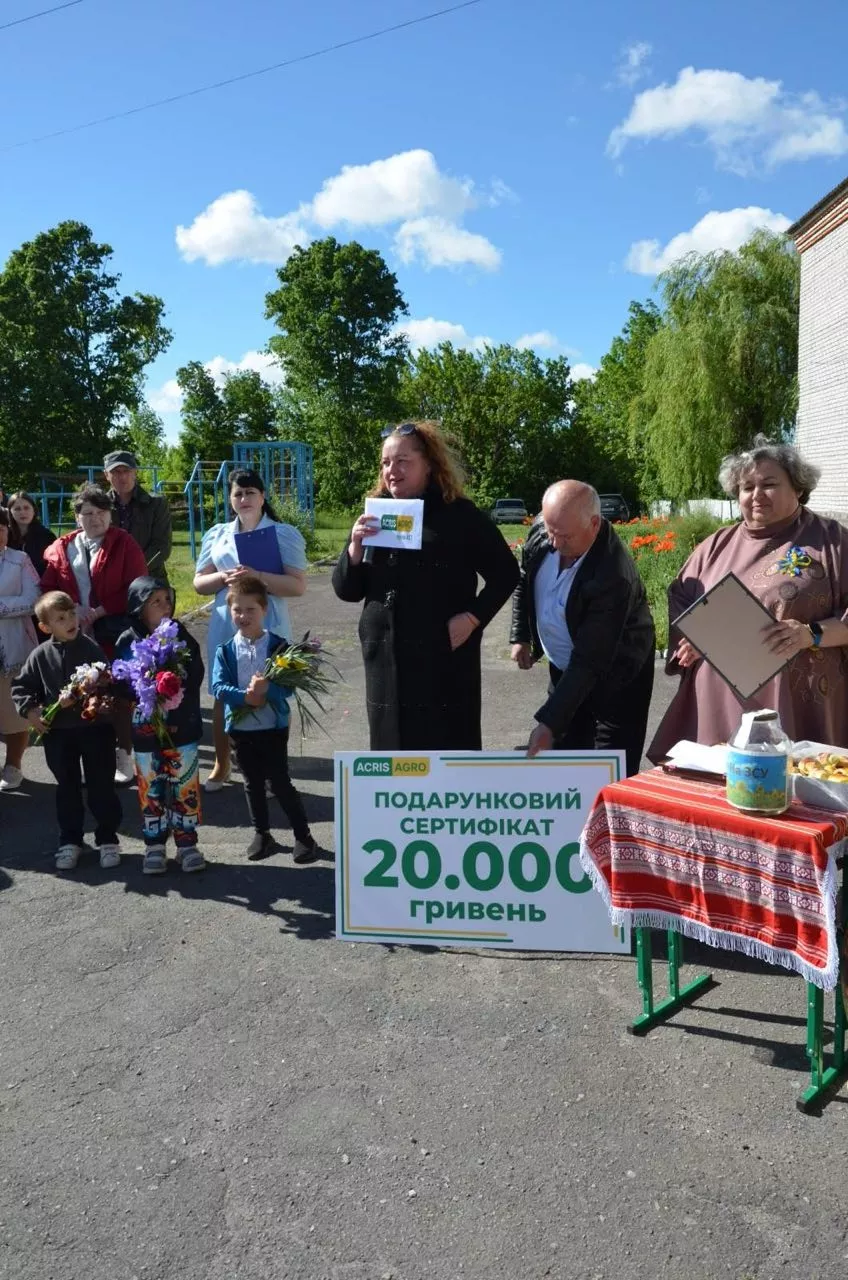 Агрокомпанія Акріс Агро підтримала низку шкіл у селах Паволоч, Вільня, Кочерів, Соловіївка на Житомирщині 