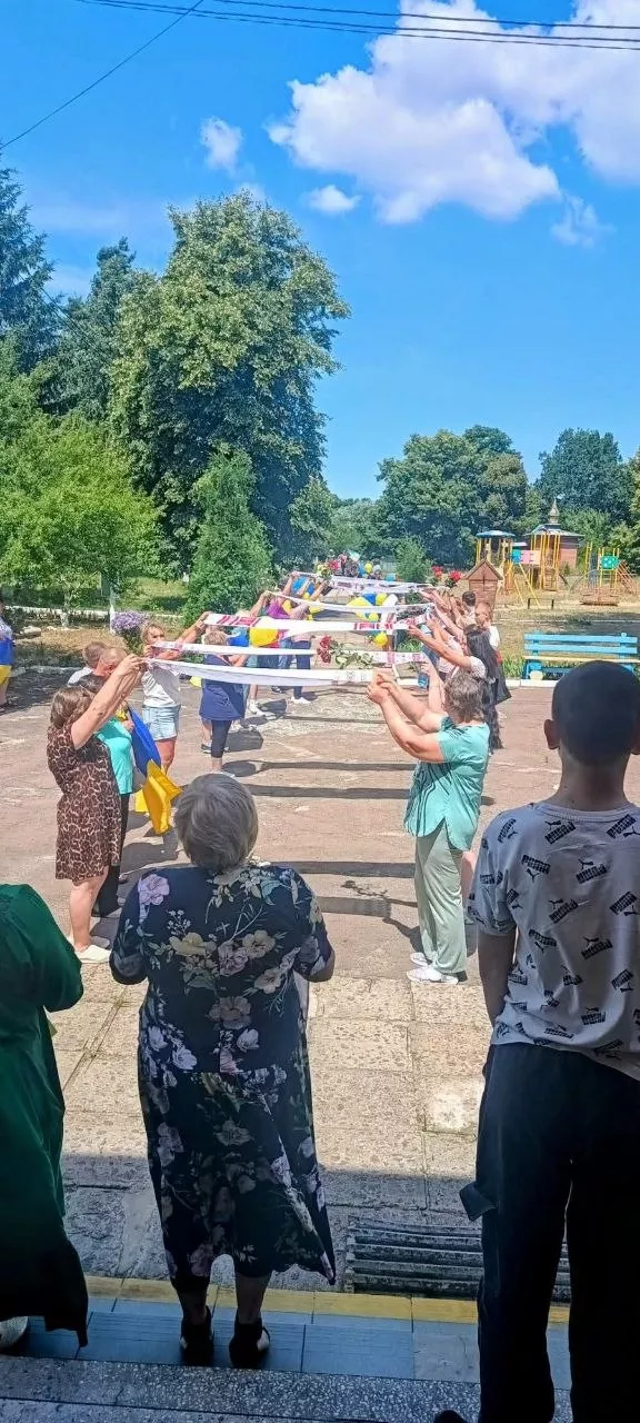 Після чотирьох років полону до Вишевич повернувся морпіх Сергій Мороз, який боронив Маріуполь