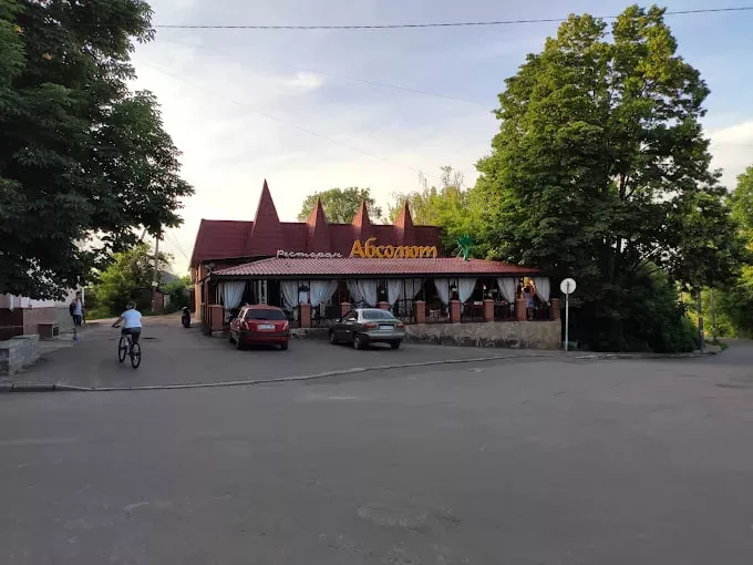 Де поїсти в Коростишеві: кафе, ресторани, піцерії та суші