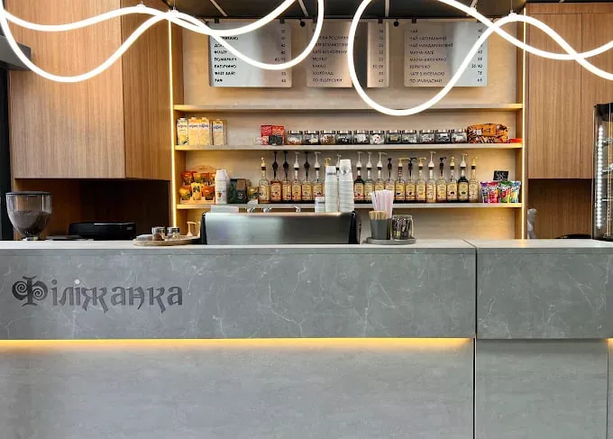 Де поїсти в Коростишеві: кафе, ресторани, піцерії та суші