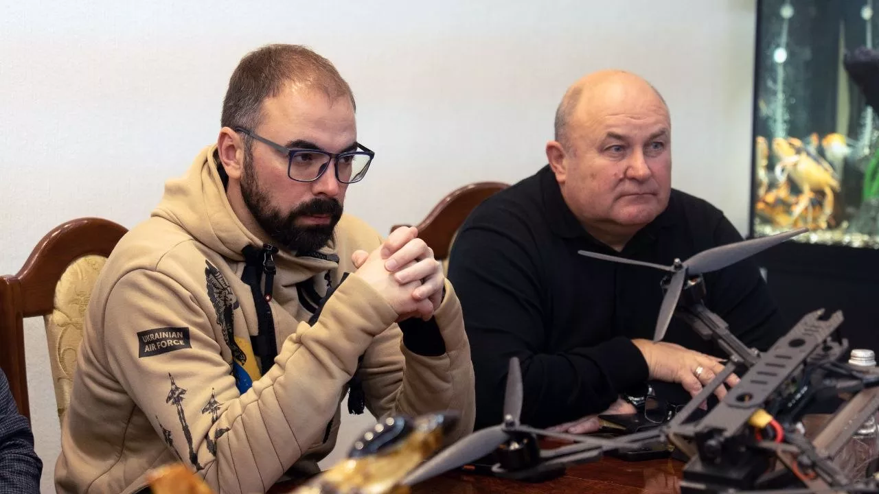 Віталій Бунечко провів нараду через зупинку «Кромберг енд Шуберт Житомир»
