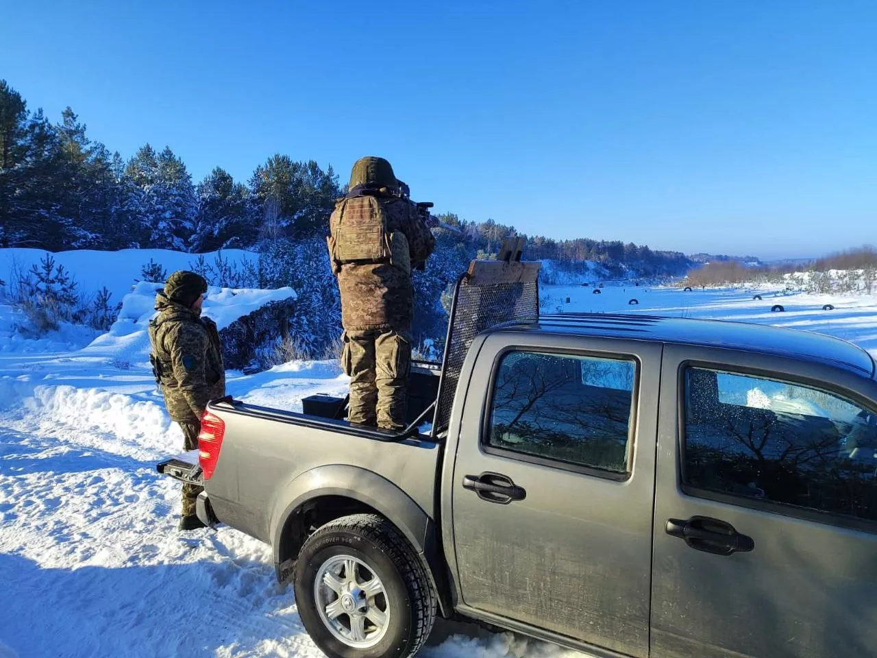 Військові показали, як щодня пильнують небо над Житомирщиною