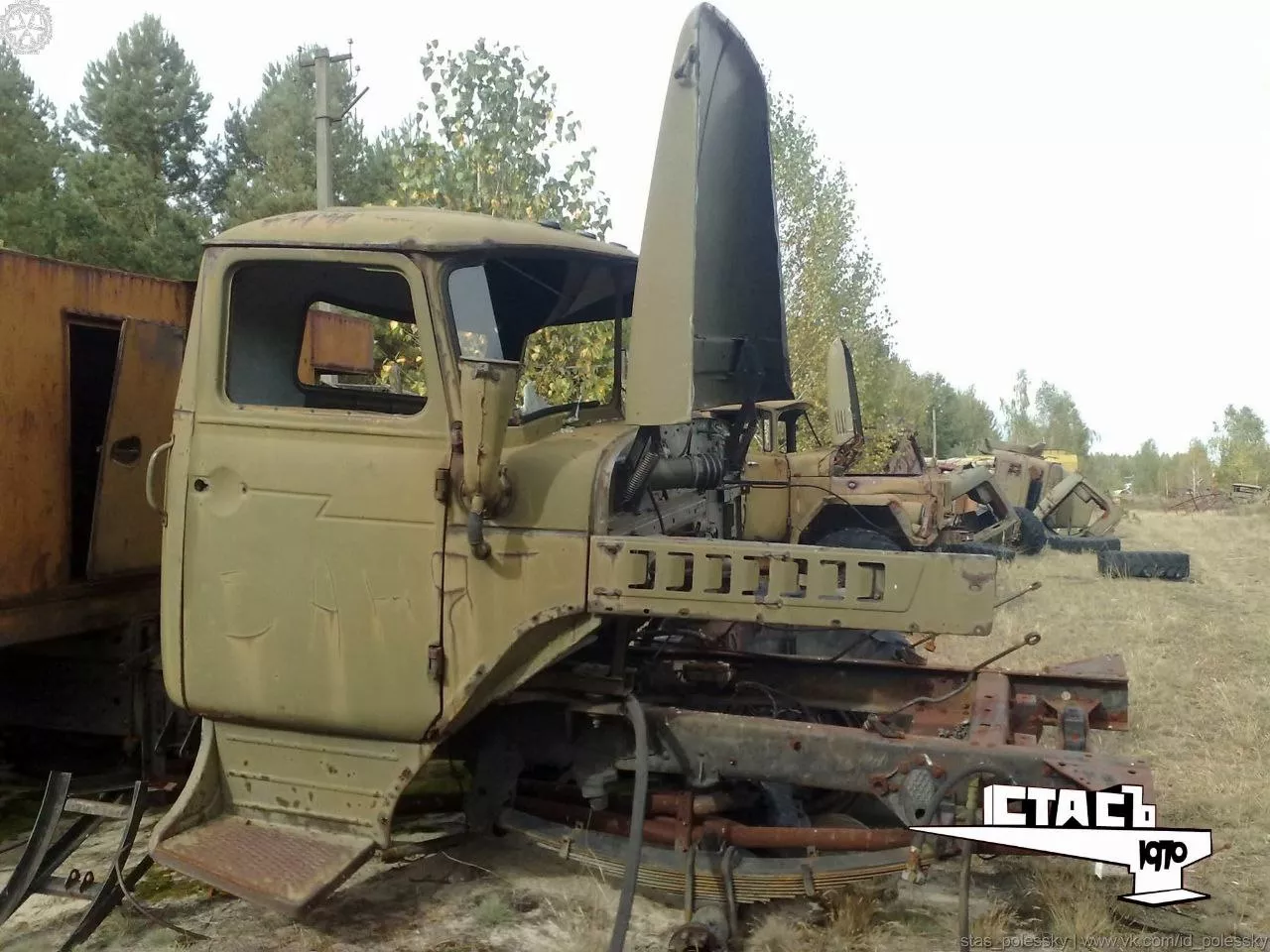 Кладовище техніки у Чорнобилі: як виглядала «армія машин» після аварії