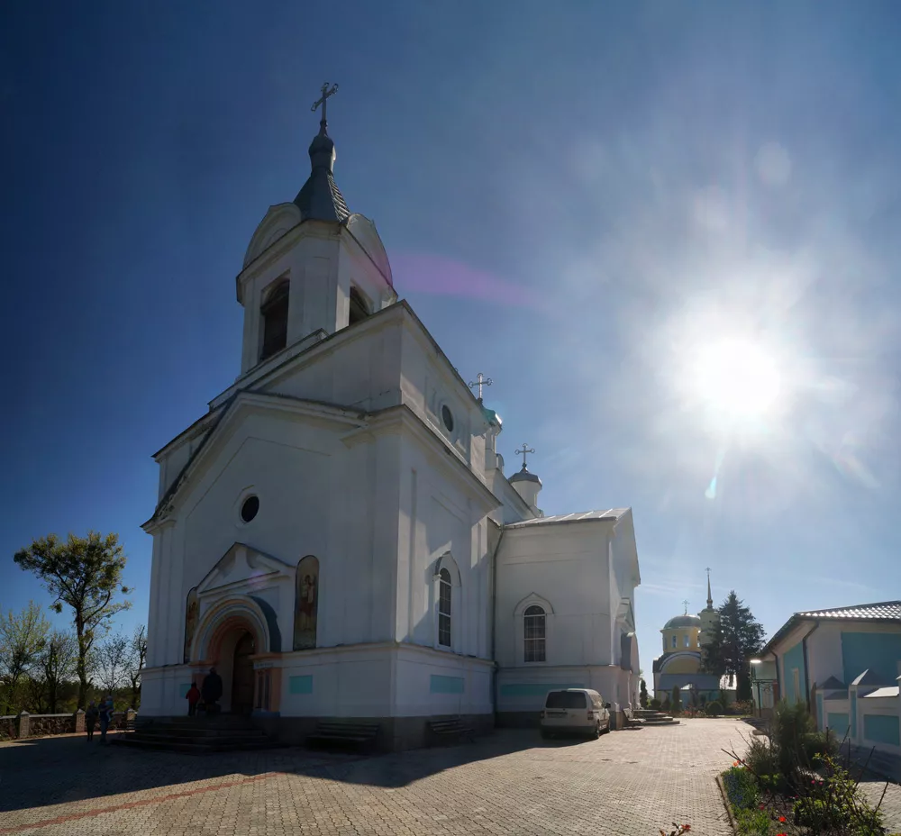 Тригірський Троїцький монастир — історія, архітектура та унікальні фрески