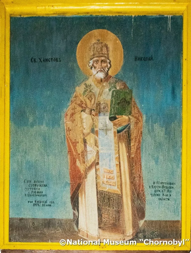 Свято-Воскресенська церква в Товстому Лісі: пам'ятка бароко, знищена зоною