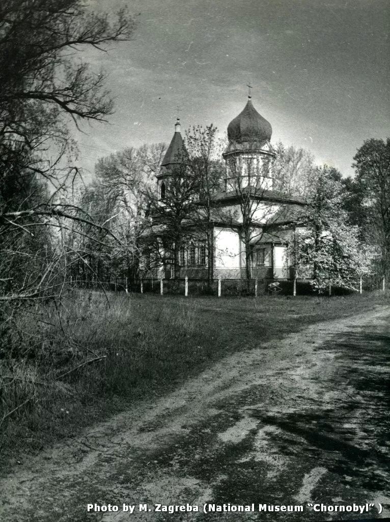 Пам'ятки, храми й цвинтарі Чорнобильщини