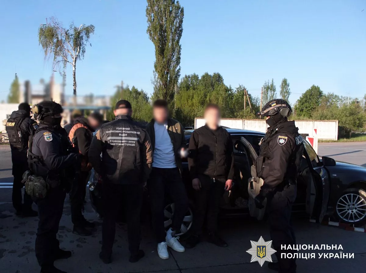 На Коростенщині викрили схеми переправлення чоловіків до кордону