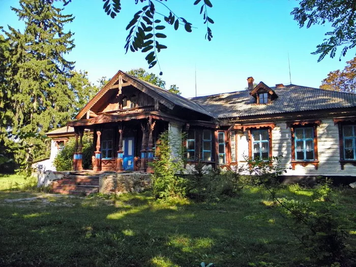 Яроповичі — історичне село з унікальною архітектурною спадщиною Житомирщини