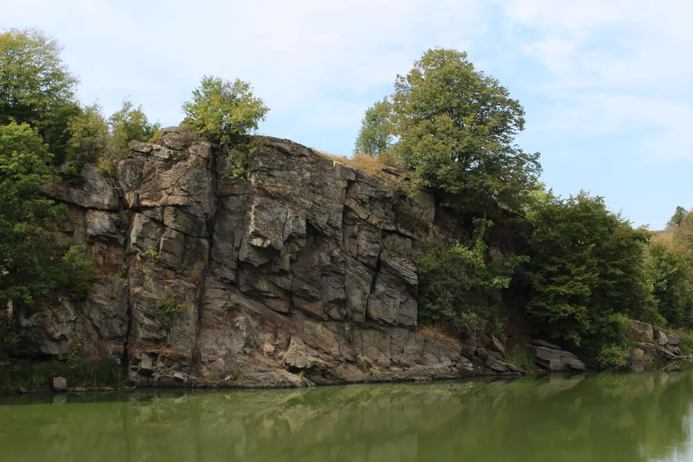 Hnylypiat River valley near the Krashevsky Rocks