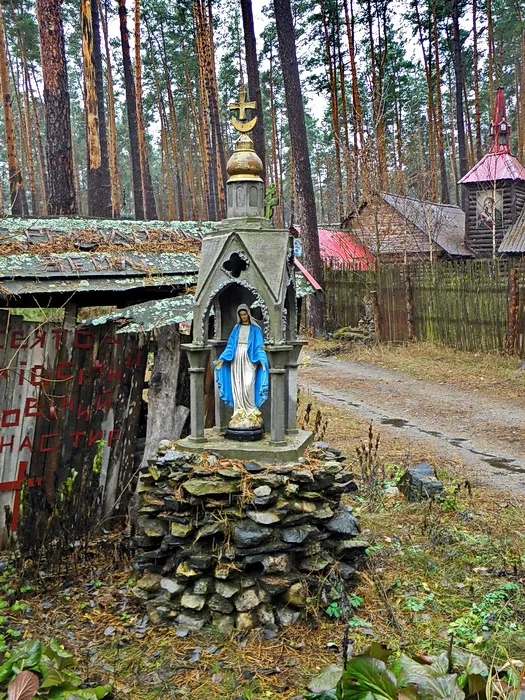 Свято-Духівський чоловічий монастир біля Городського: духовна перлина Житомирщини серед лісу