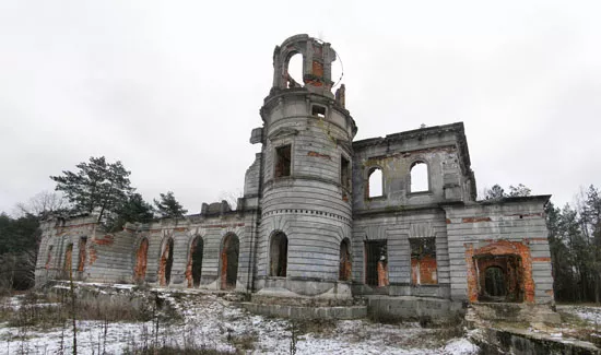 Палац у Денишах