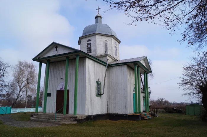 Село Заріччя: історія, церква та водяний млин