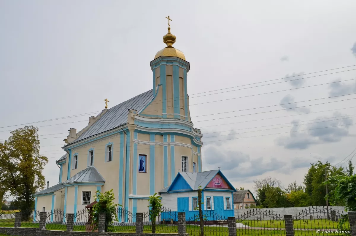 Старосільці: унікальна церква Різдва Богородиці як спадщина польського бароко