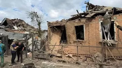 Чоповицька громада допомагає відновлювати Коростенщину після обстрілу
