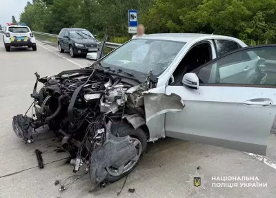 На Житомирщині зіткнулися три автомобілі: травмувалися семеро людей, серед них двоє дітей