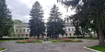 Палац Мезенцева у Звягелі: графська садиба над Случчю