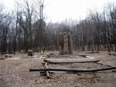  «Гніздо блискавок» на Житомирщині — Громовище під Купищем