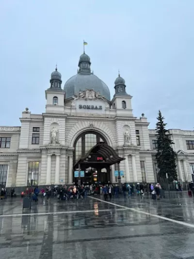 Рівне — Львів: потяг, автобус чи авто — як краще доїхати