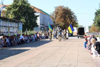 Радомишльщина попрощалася з 28-річним Захисником Олександром Зініним