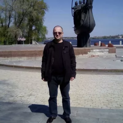 Ексрадник мера Радомишля Михайло Калініченко публічно викликав Володимира Тетерського на відкриту розмову