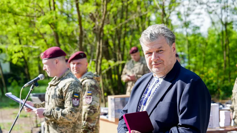 Віталій Бунечко взяв участь у відзначенні 11-річчя 199-го навчального центру ДШВ ЗСУ