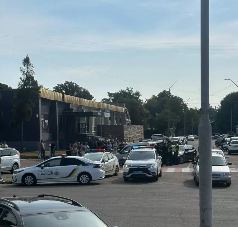 Протистояння між людьми та поліцією в центрі Малина