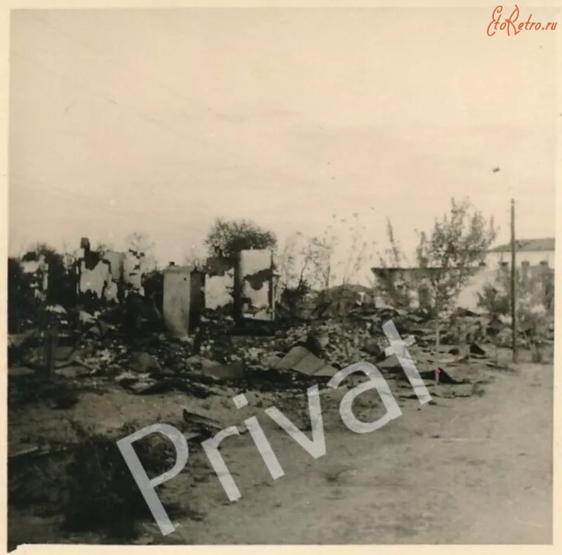Згарища кварталу після боїв, 1941