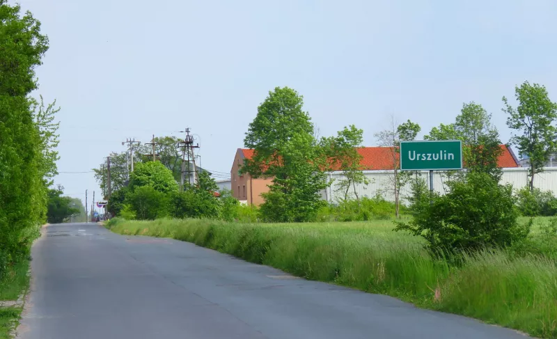 Уршулін — центр гміни й дирекція Поліського парку