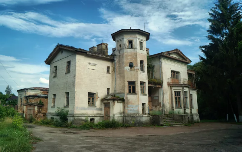 Туристичний скарб Райгородка: вілла Мазаракі чекає на відновлення